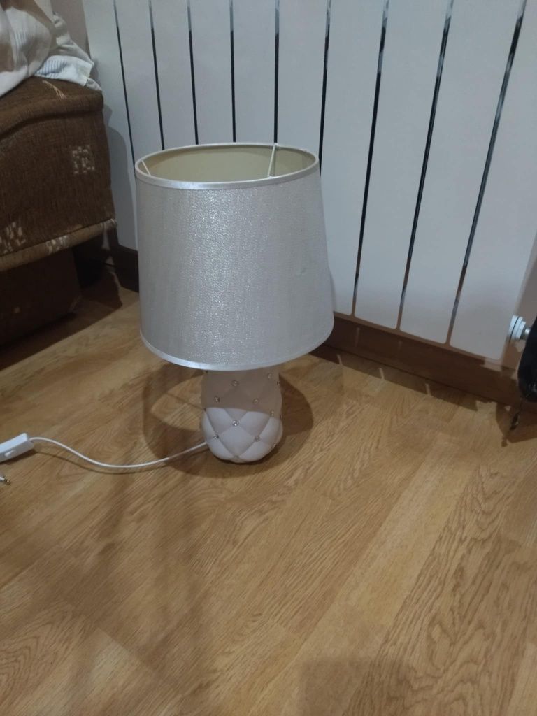 Sprzedam lampki nocne