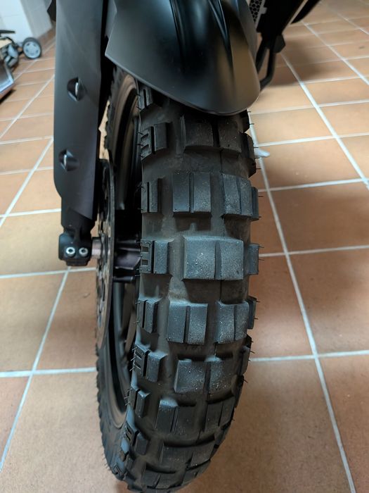 2 Pneus Moto Trail / Adventure: Pirelli + Mitas (Quase Novos)