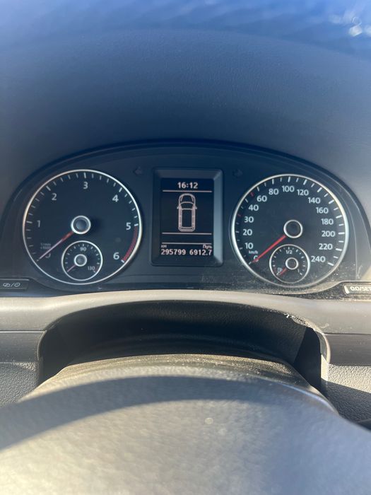 Volkswagen Touran 2015