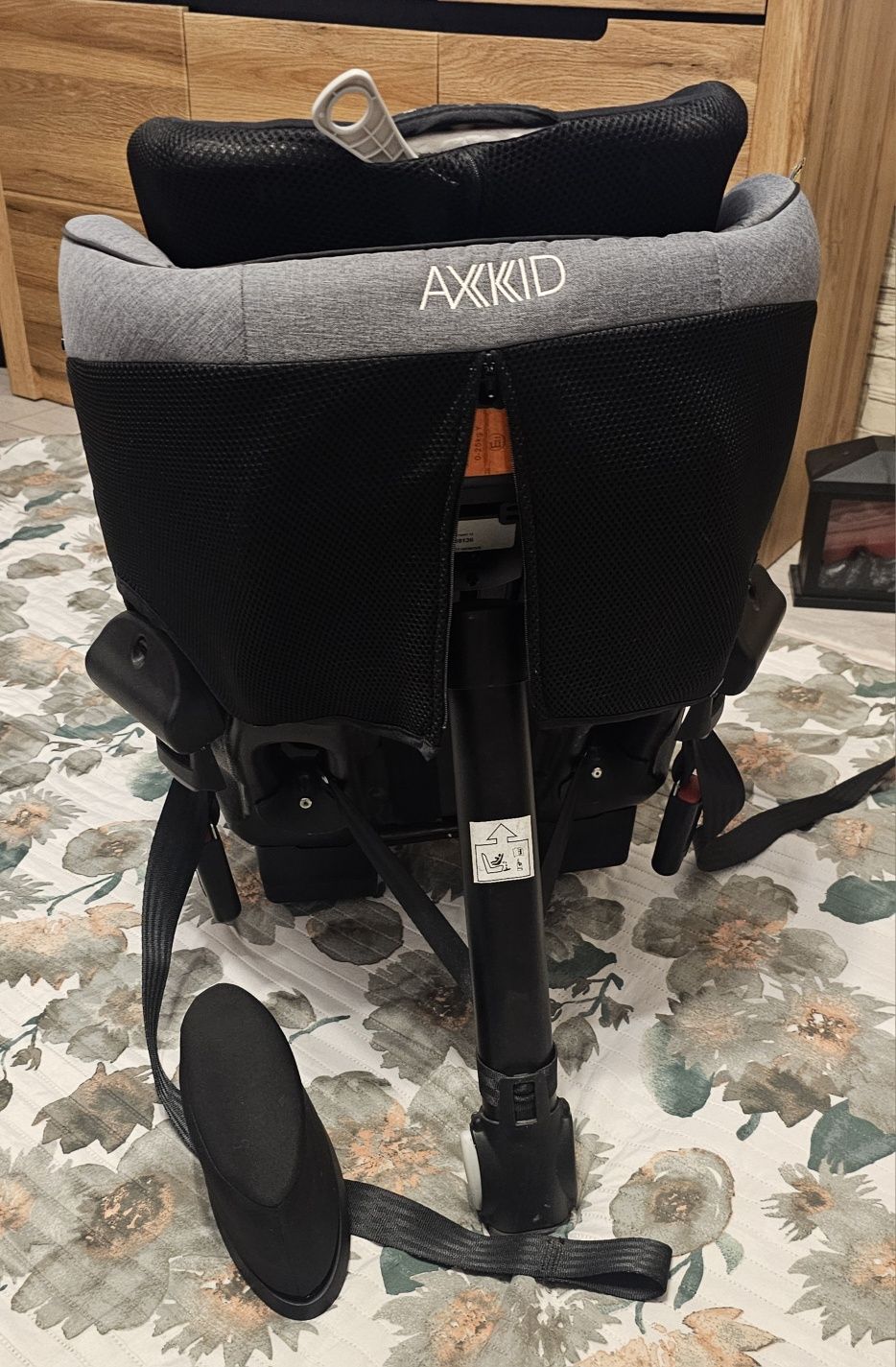 Fotelik RWF axkid minikid 2.0 używany GRATISY