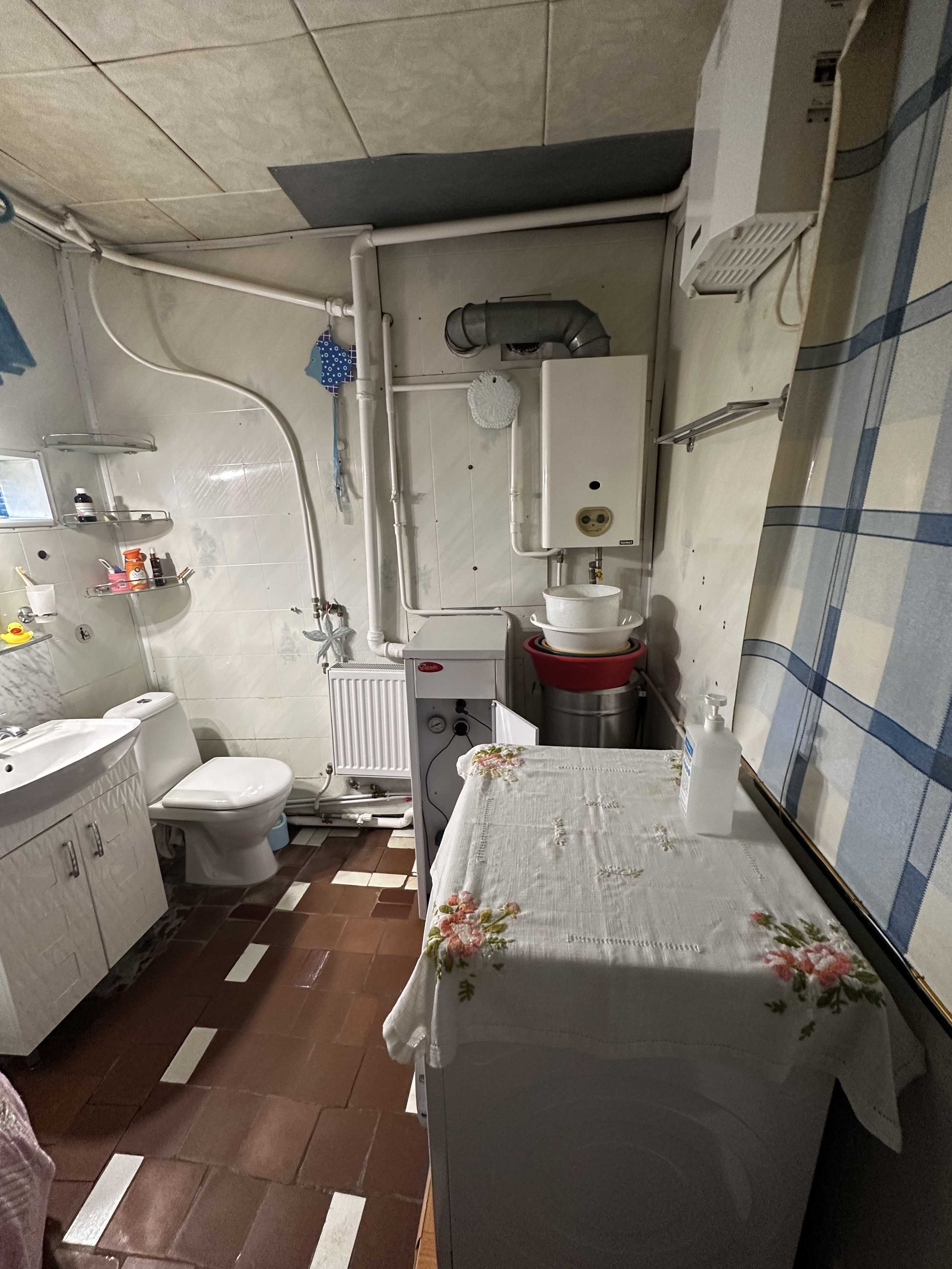 Дом в Лесках , у моря,  пригород Одессы, для себя и  под сдачу. Торг.