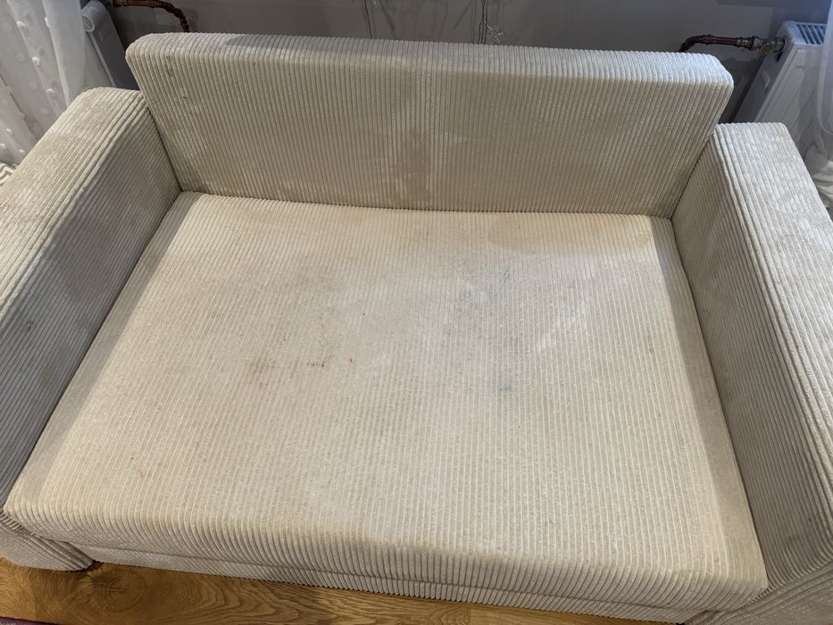 Sofa  bez  pojemnika