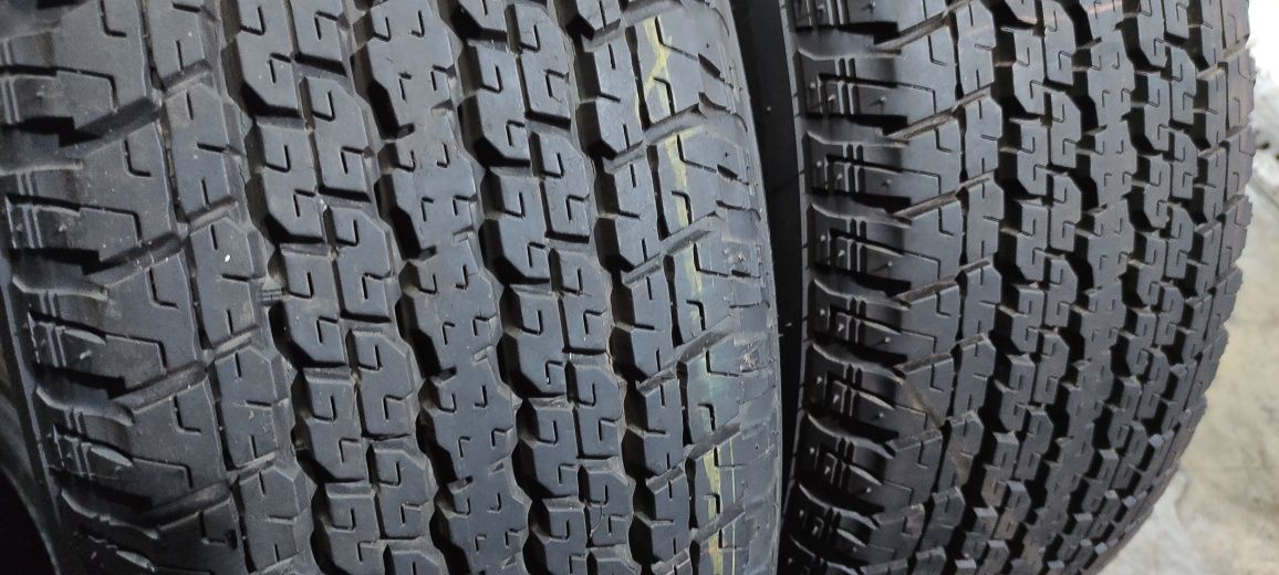 Pneus 265/65/17 Bridgestone semi novos