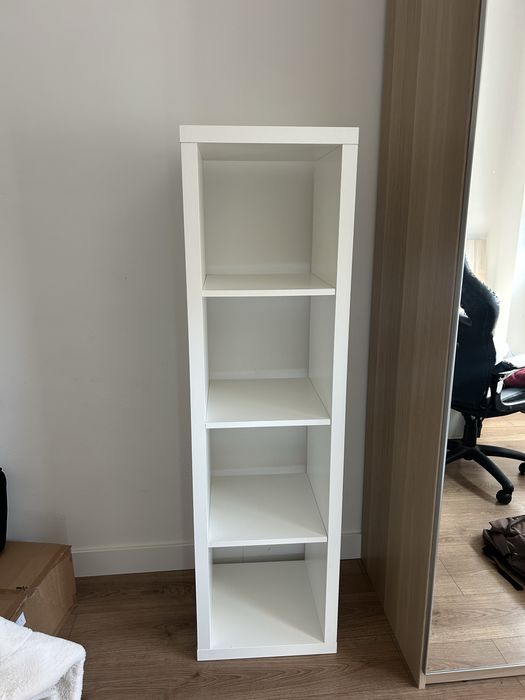 Estante Ikea Branca 4 cubos vertical