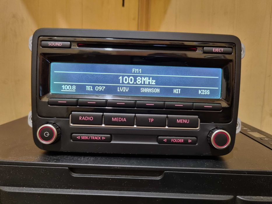 магнітола VW RCD-310, з кодом, Європа