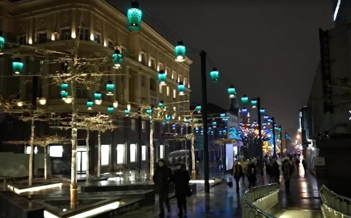 Оренда фасадного приміщення 200м у  самому центрі міста