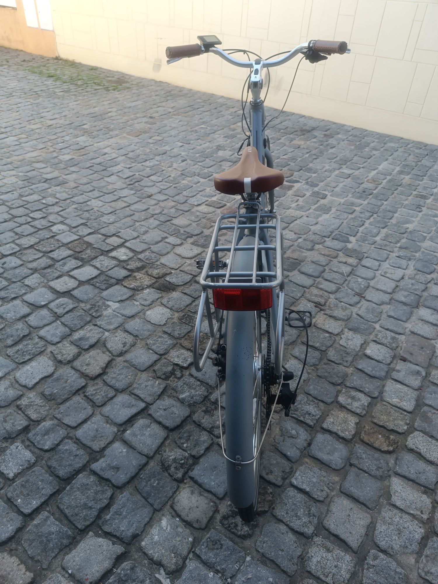 Bicicleta elétrica EBFEC LYSSA