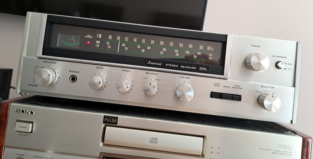 Sansui 331L amplituner