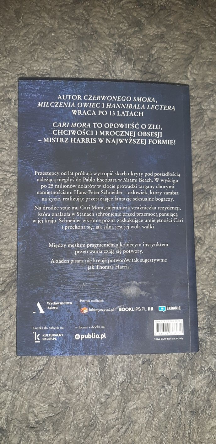 Thriller "Cari Mora" Thomasa Harrisa.