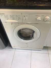 Vendo maquina de lavar 6 kg