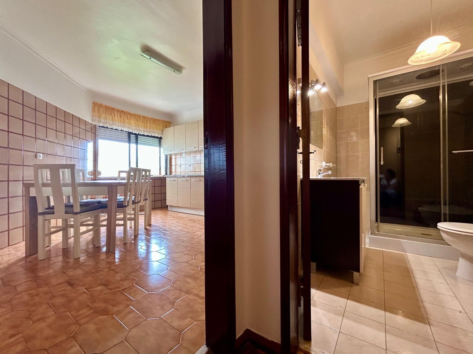 Apartamento T2– Torre de Cima e Capelas, Vila Franca de Xira