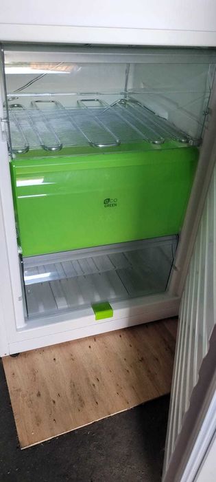 Lodowka z zamrażalką polar