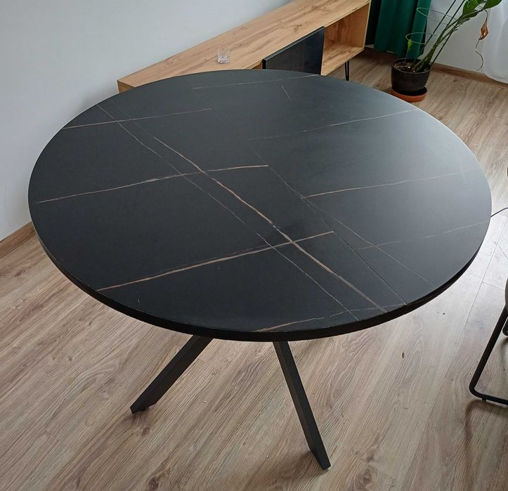 Stół gaston 100(135)x100 czarny mat / czarny efekt marmuru