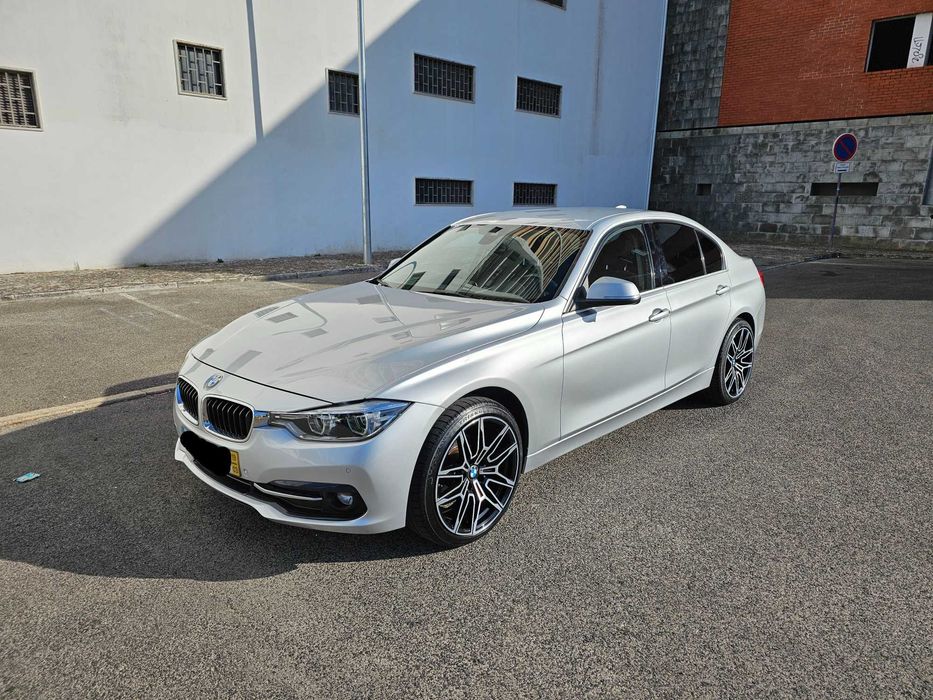 BMW Serie 3 LCI 2019 Sport Line 150cv Caixa Automática de 8 velocidade