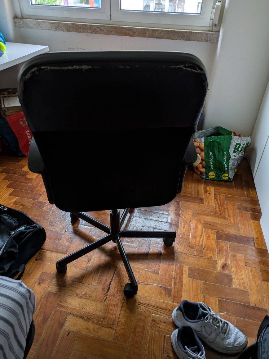 Cadeira de Escritório preta