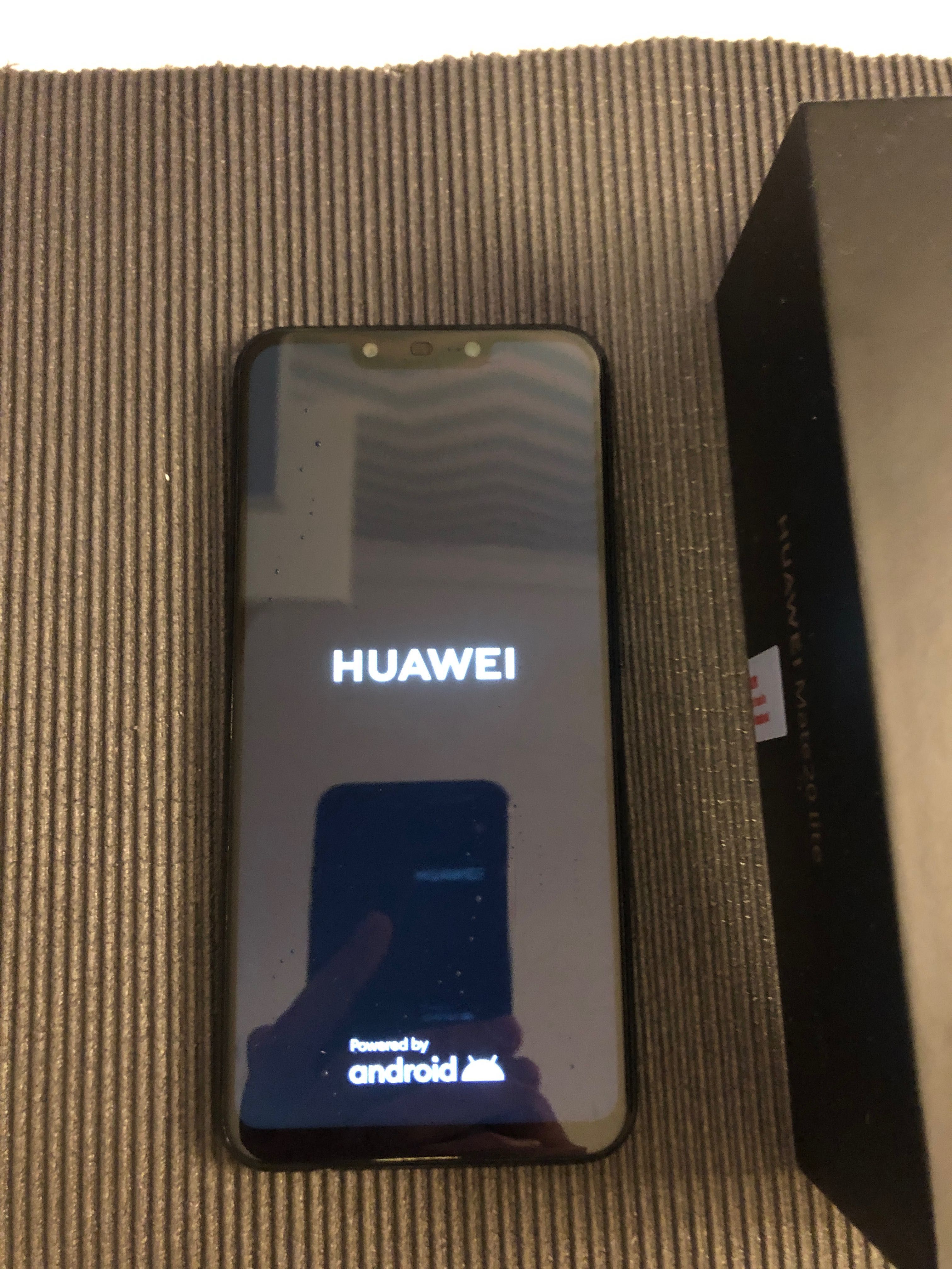 Huawei MATE 20 Lite