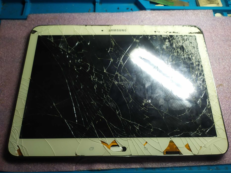 SAMSUNG -sm-T530