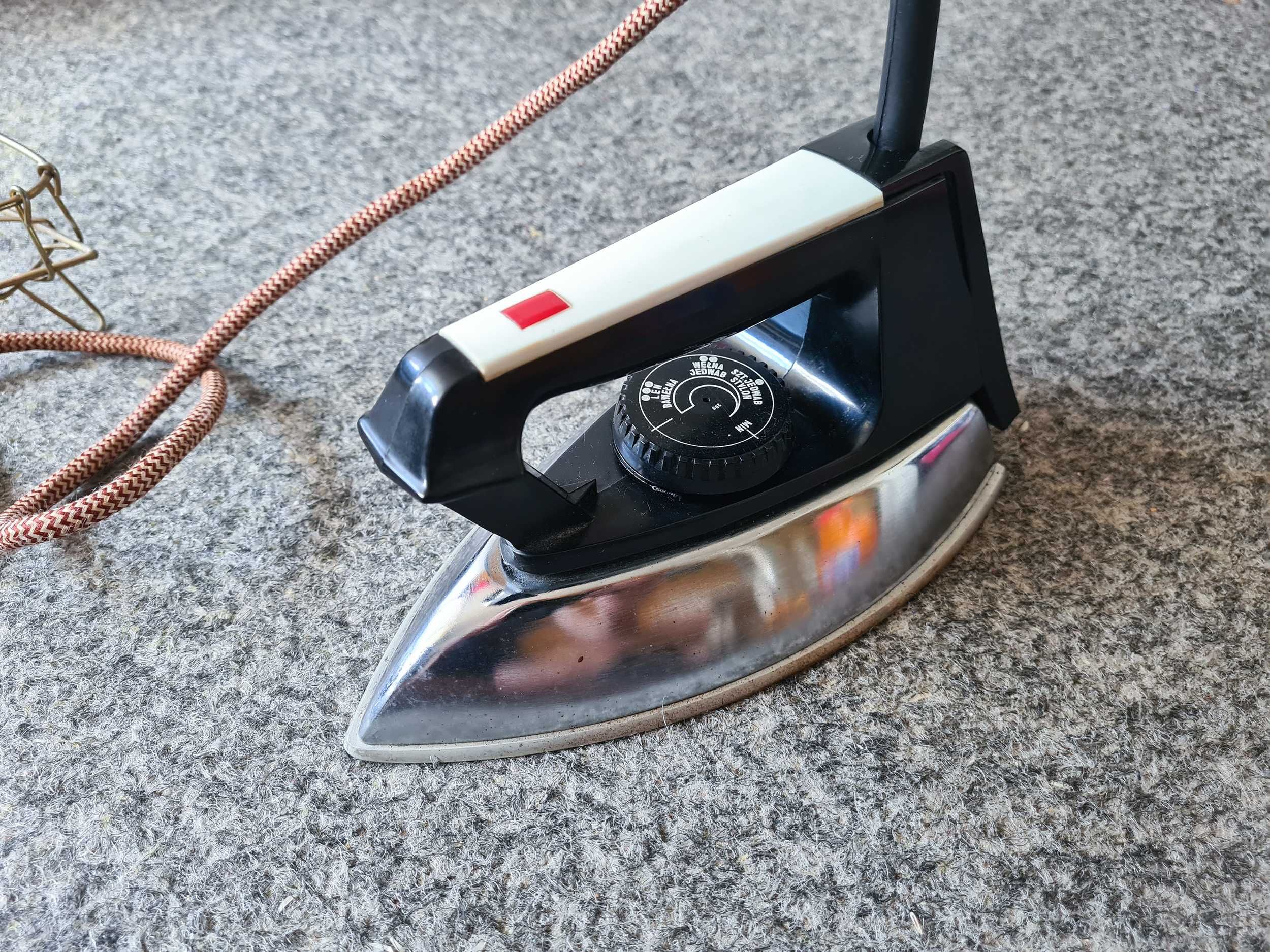 Żelazko Dezamet SBM47 1000W Typ227