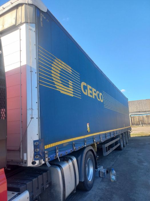 Напів причіп шміц полумега