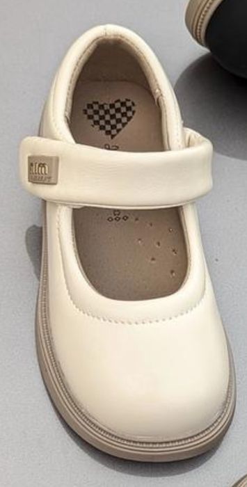 Туфлі для дівчинки 32 розмір