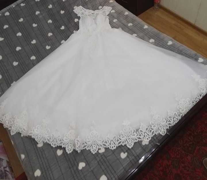 Весільна сукня ,весільне плаття