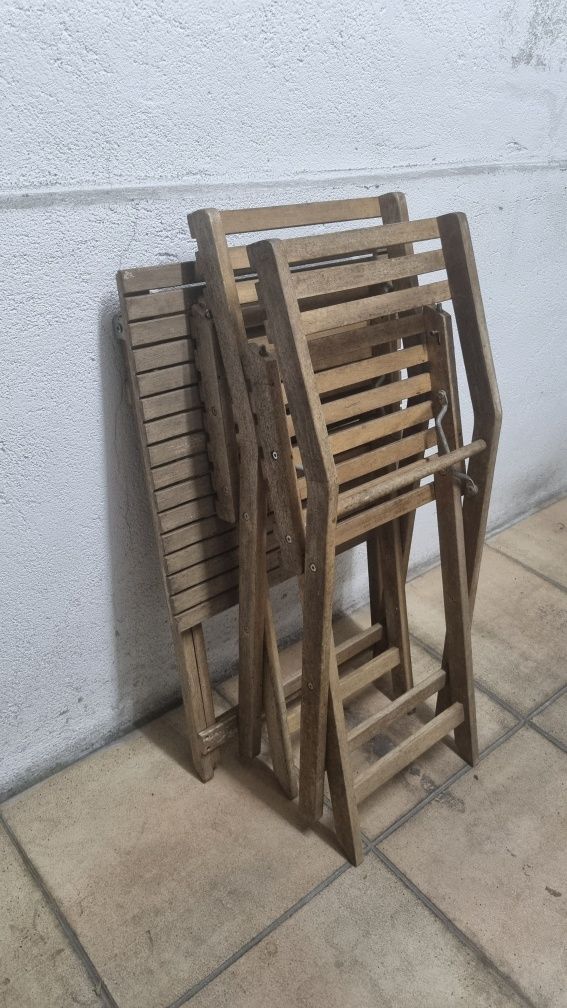 Mesa madeira de jardim com 2 cadeiras