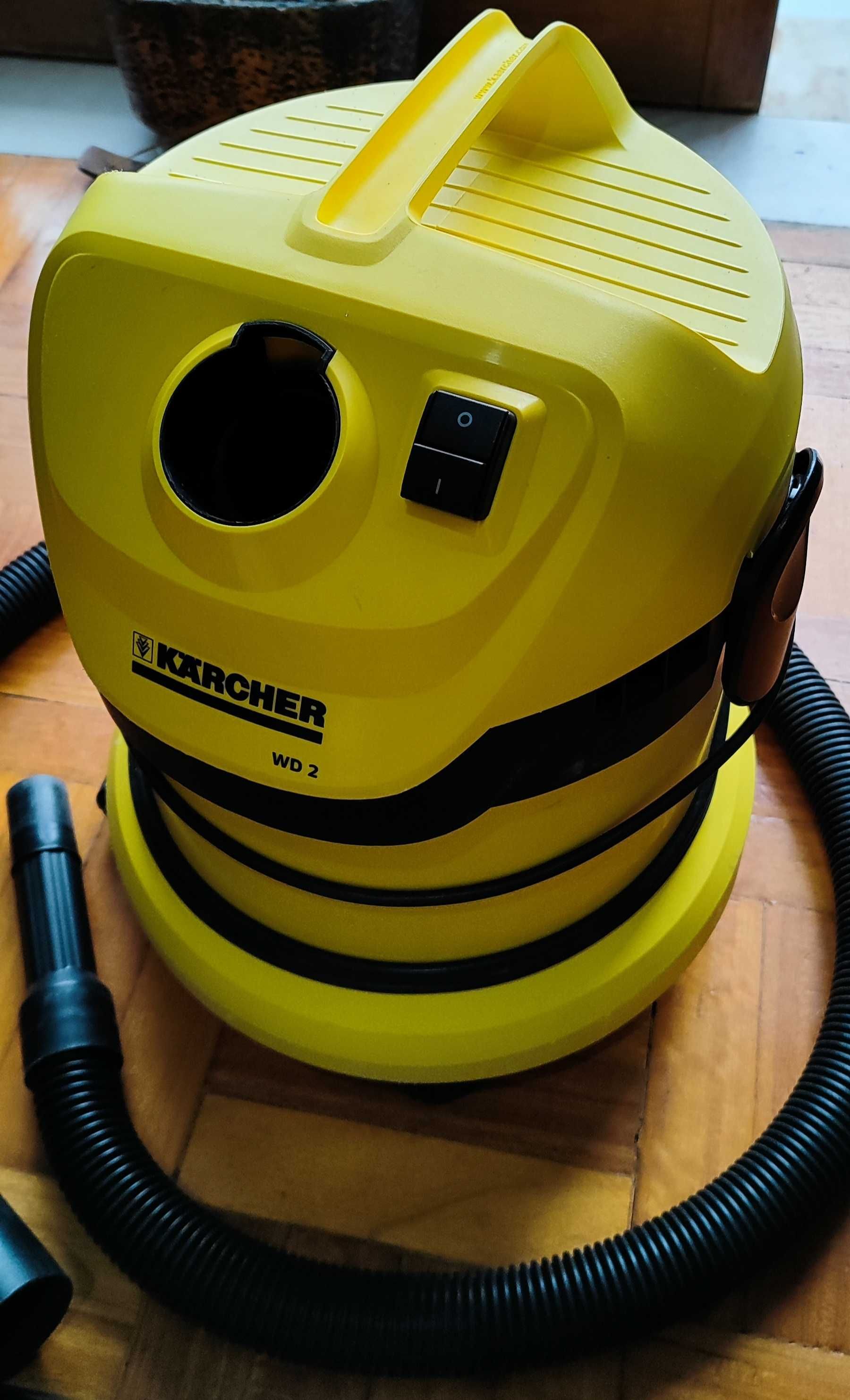 Aspirador Karcher WD 2 Vacuum Cleaner