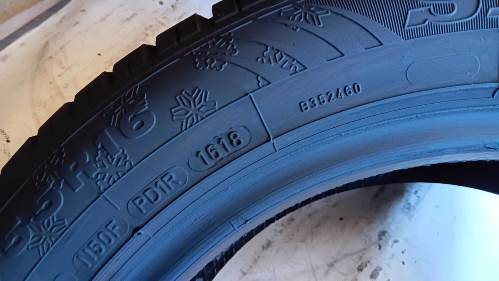 205/55/16 Dunlop sp winter sport 4d