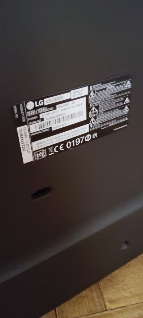 Vendo TV LG 43UJ630V para peças