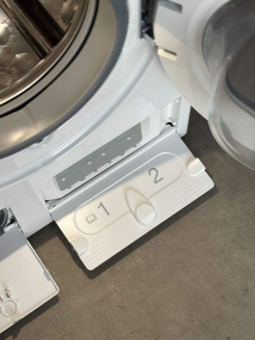 Пральна машина Miele WCR890 WPS – преміум клас, WiFi, SteamCare, 9 кг