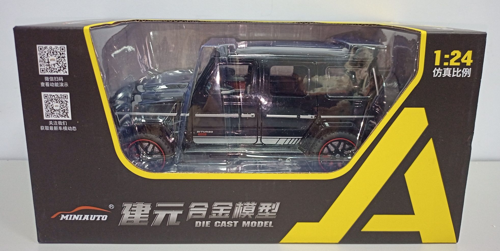 Mercedes-Benz BRABUS G800 модель 1:24 MINIAUTO. Металл, звук, свет.