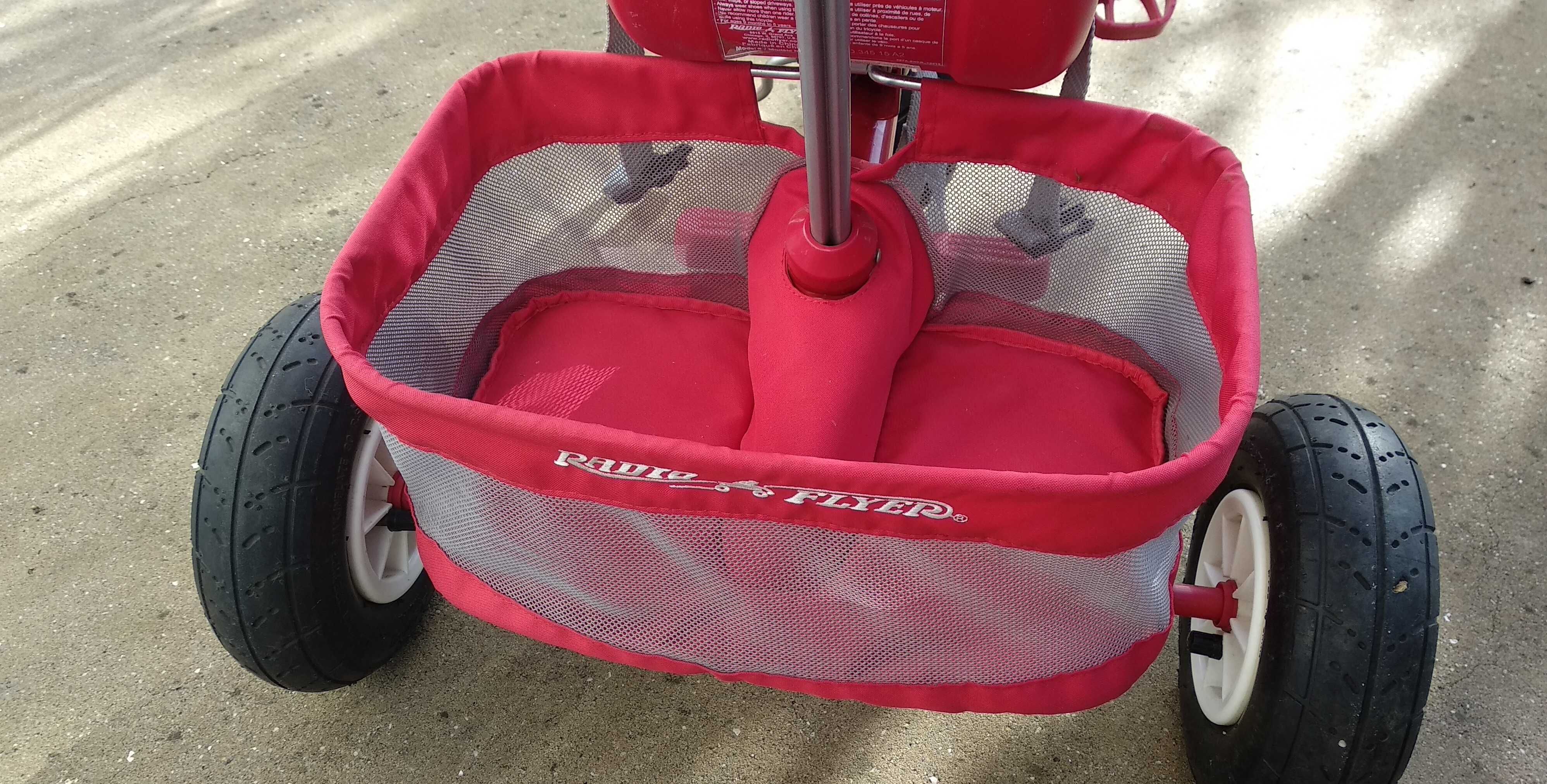 Triciclo Radio Flyer desde os 12 meses a 5 anos de idade