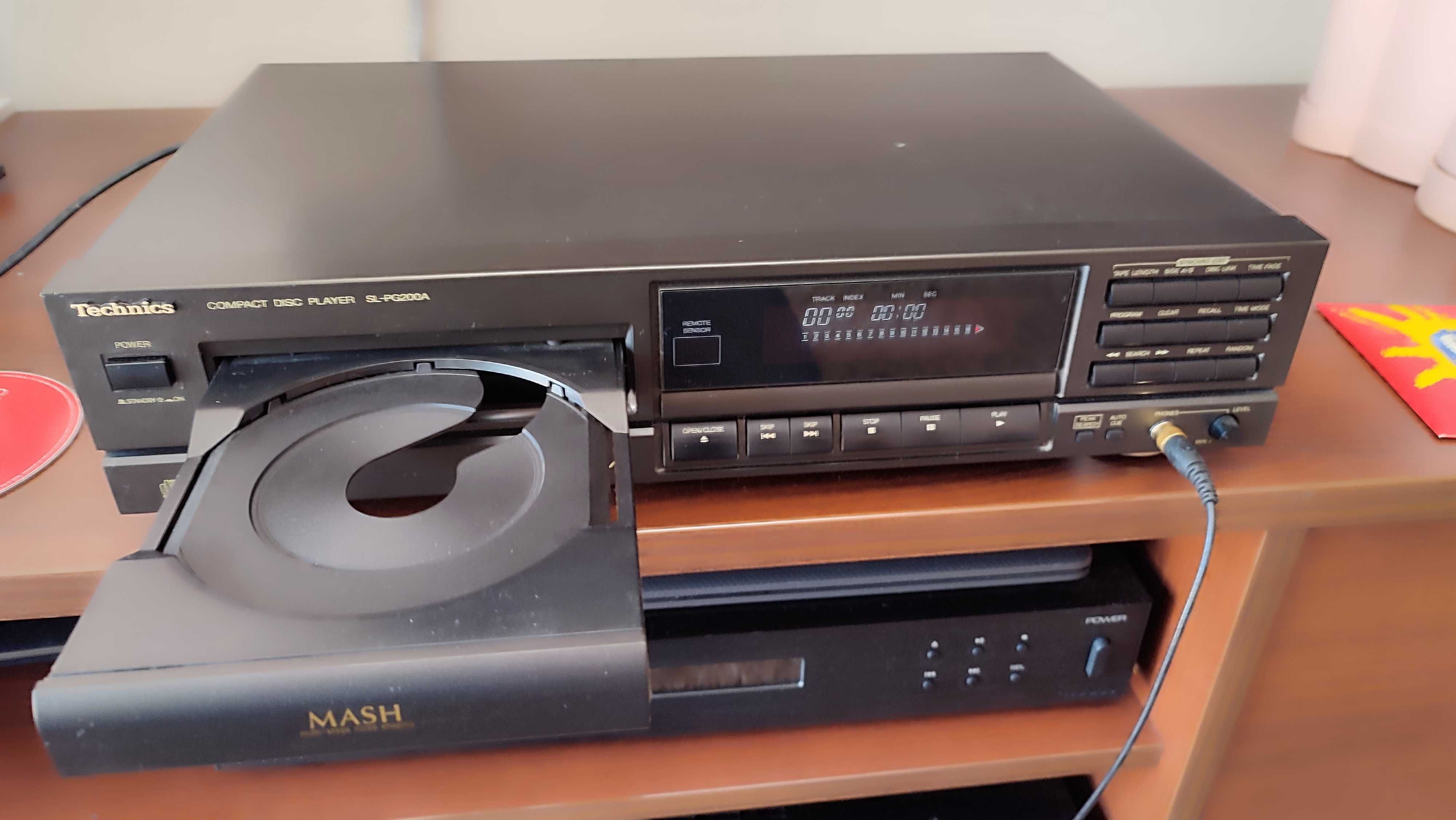 Technics CD Player SL-PG200A z pilotem w dobrym stanie