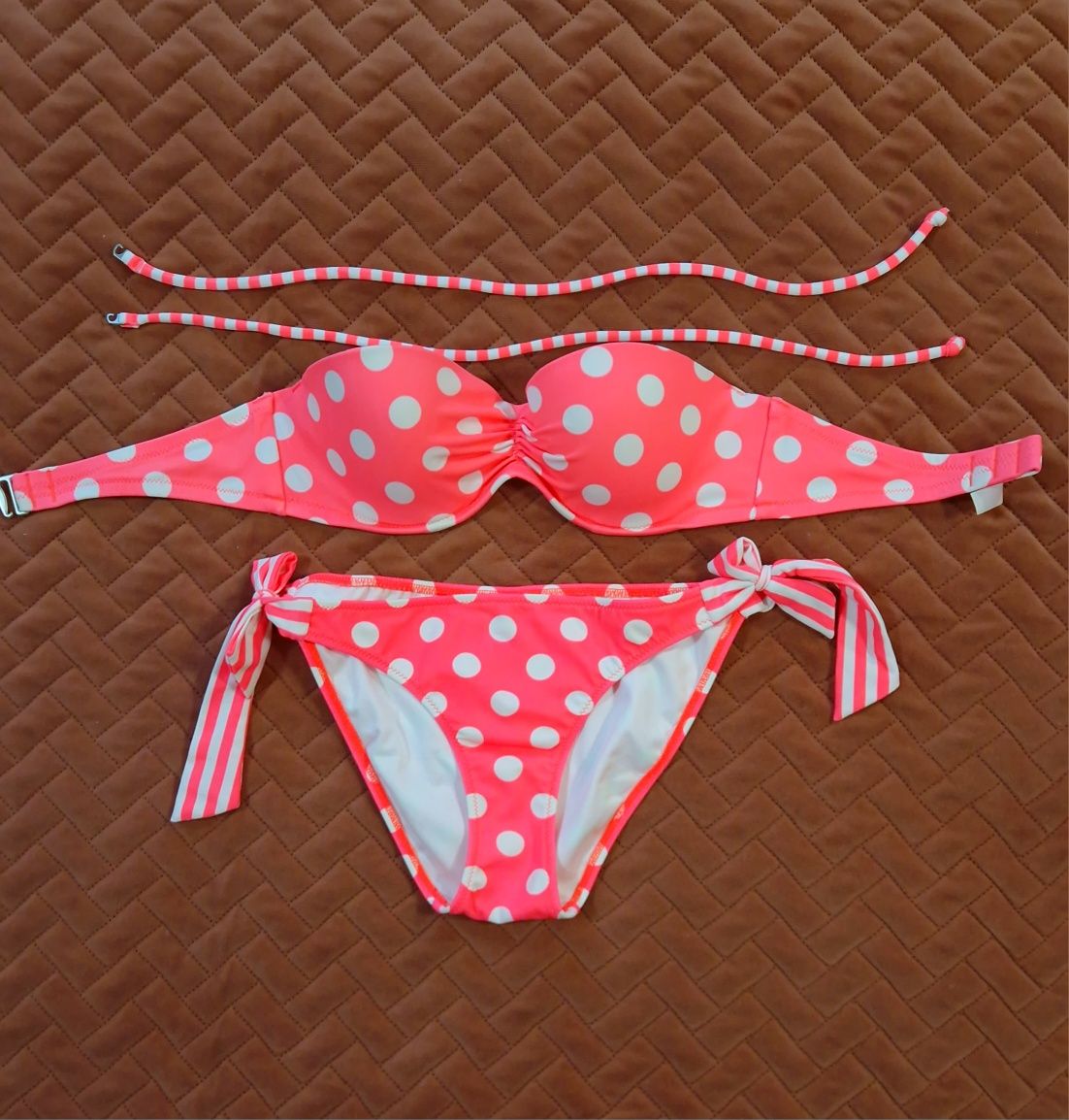 Купальник бандо Victoria's secret (бюст 32B, плавки XS)
