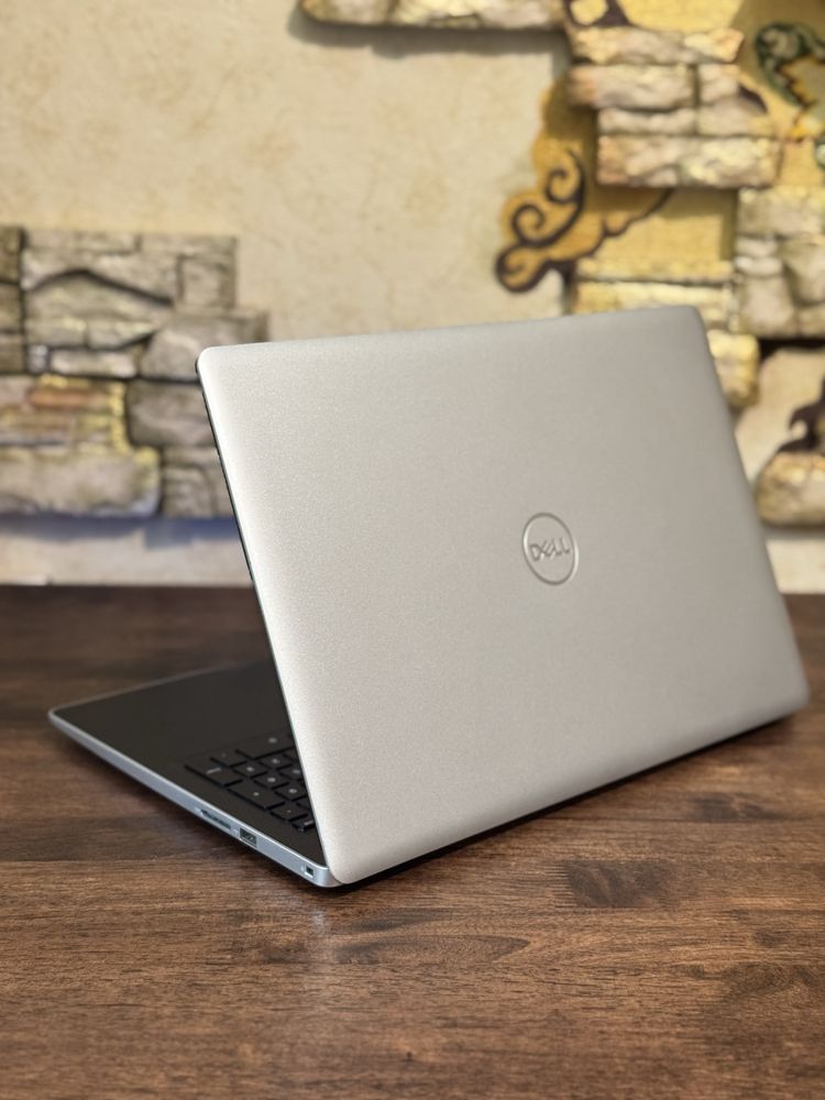 Ноутбук Dell Inspiron 3593 i5 10th GeForce SSD