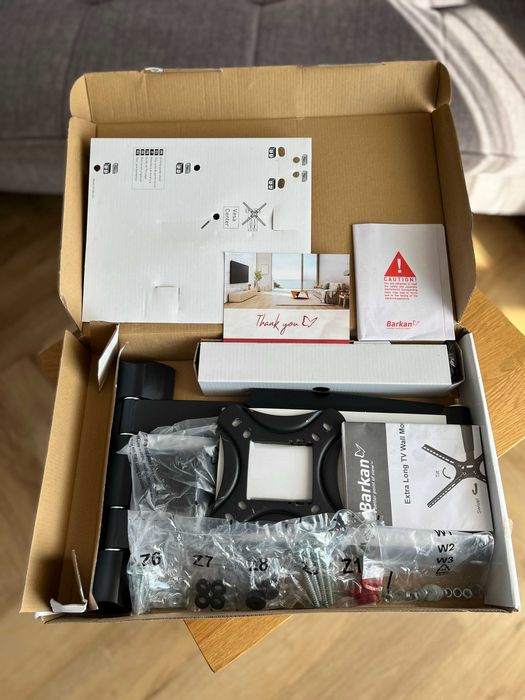 Barkan Długi uchwyt ścienny do TV 13–65” BM343 – pełny ruch, do 40 kg