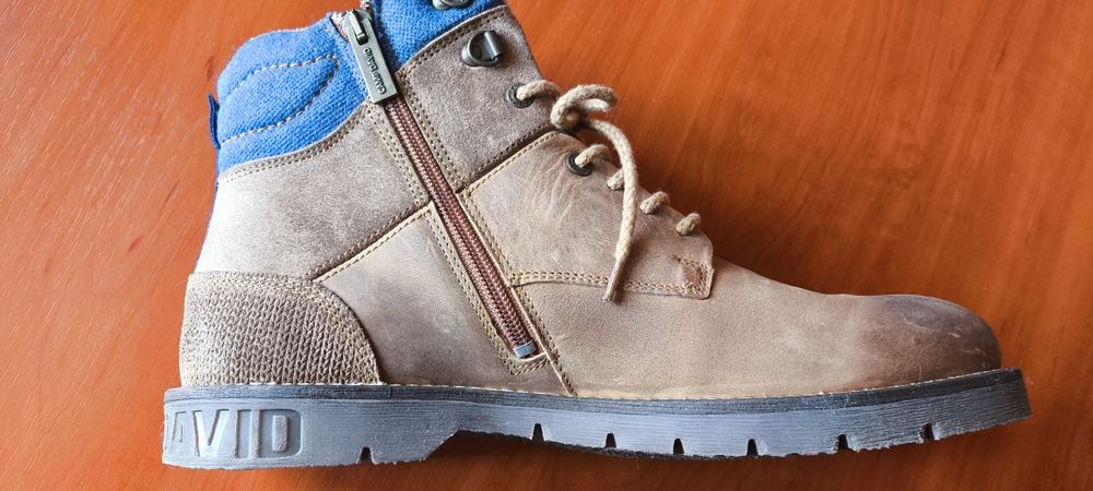 Продам ботинки Camp David.