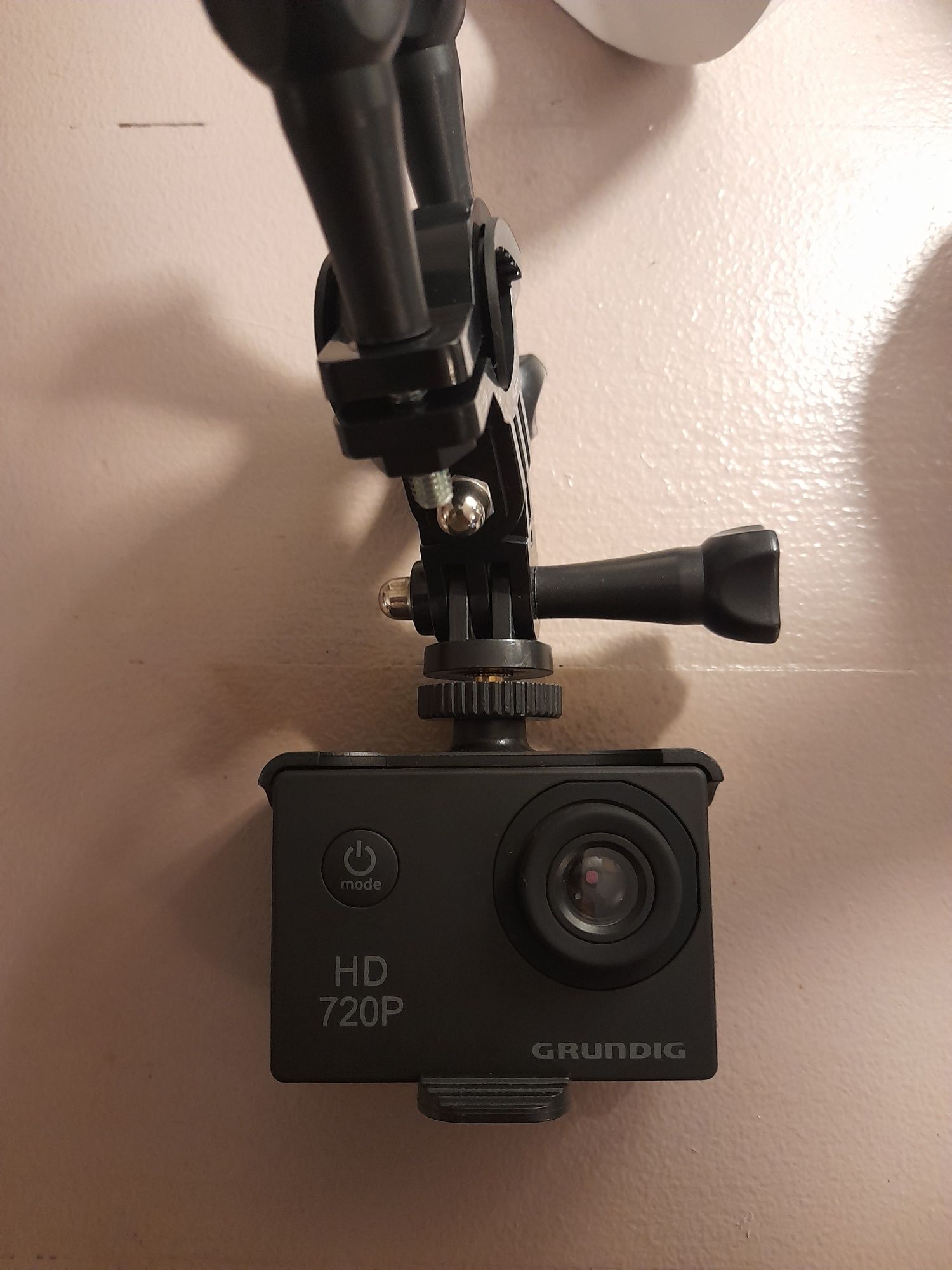 Camera de acção Grundig HD 720 P