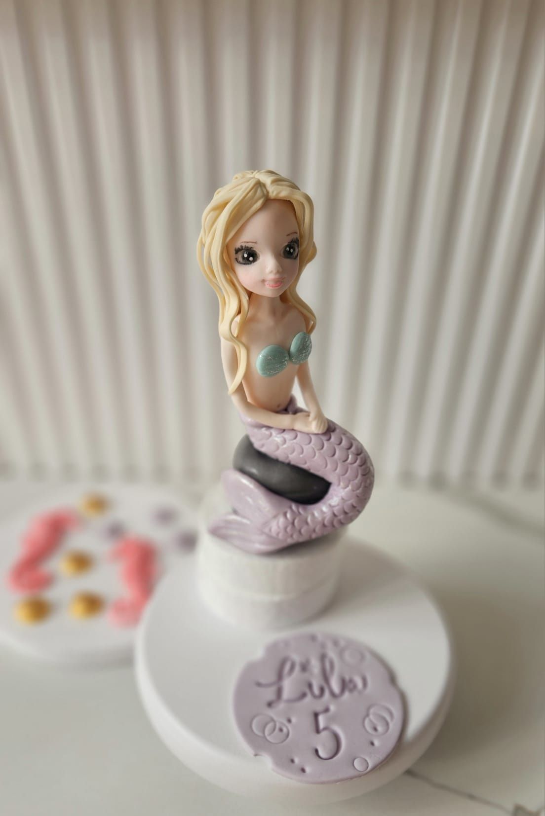 Syrenka z masy cukrowej na tort topper 3D