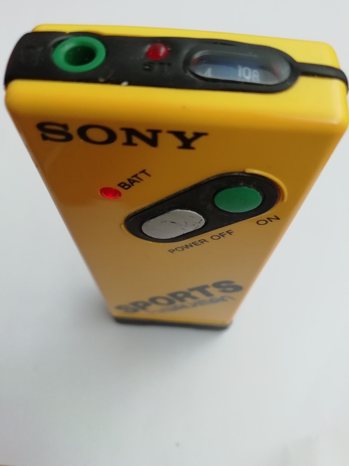 Sony Sports FM Walkman SFR-5  Radio Walkman Vintage