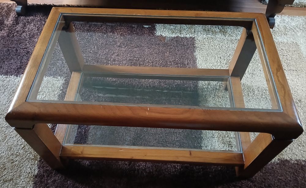 Mesa de centro com 2 vidros