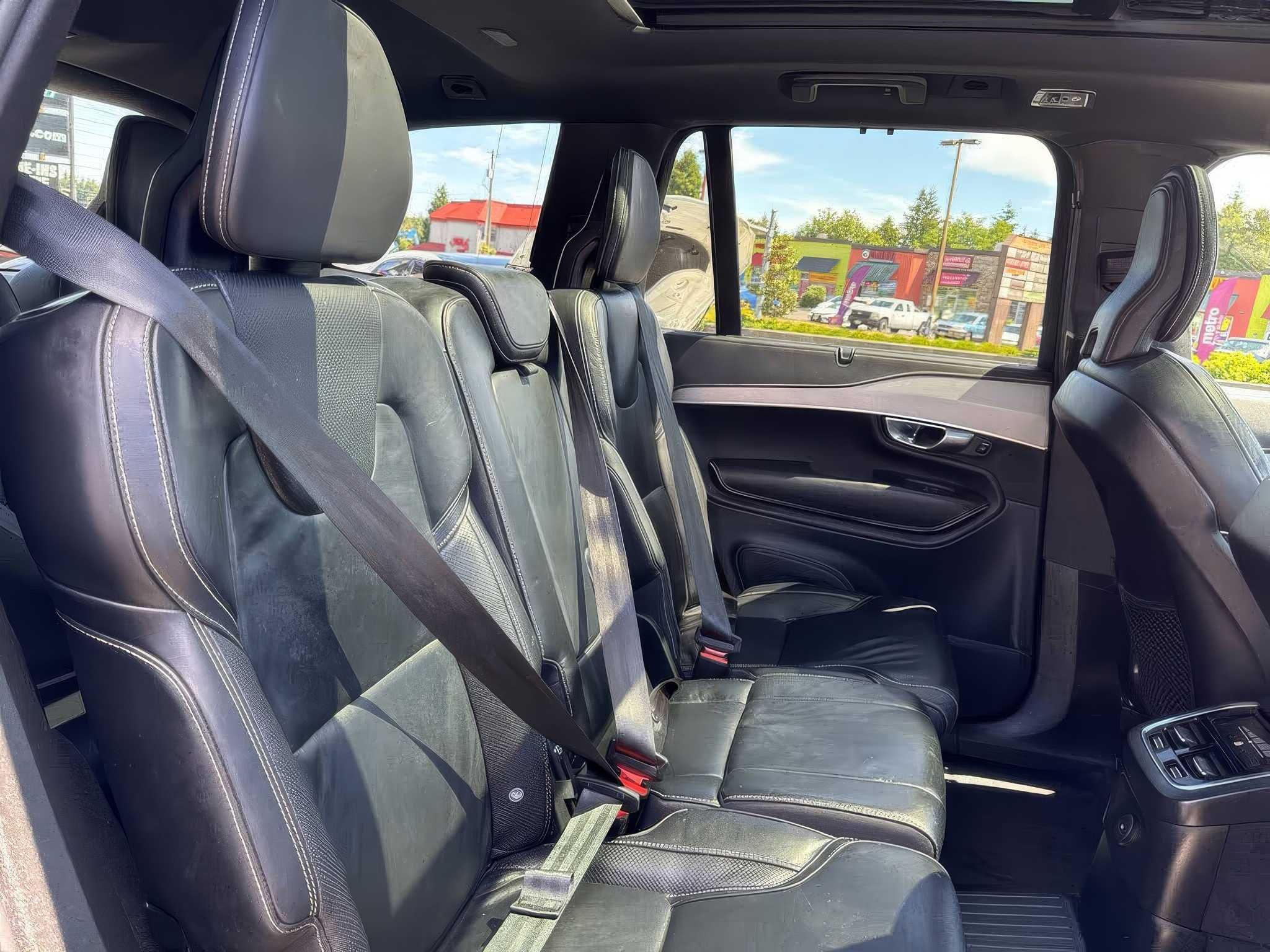 2022 Volvo XC90 Recharge R-Design Extended Range e