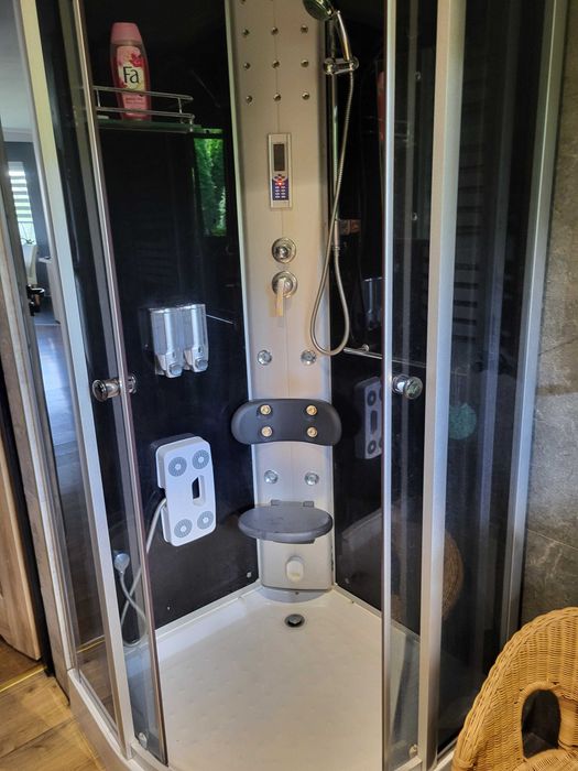 Kabina prysznicowa z sauną 90