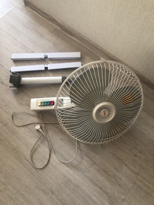 Вентилятор niko рабочий мощный но тихий большой 43 см диаметр