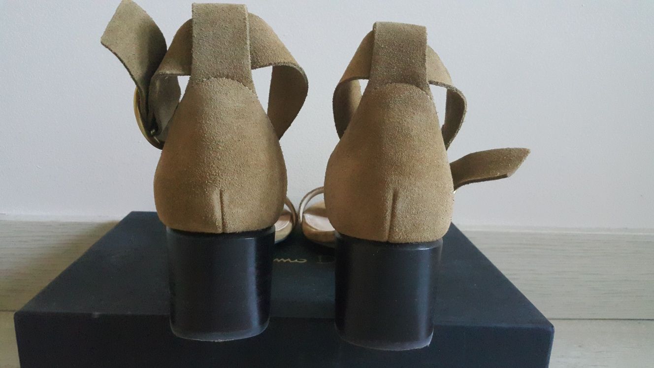 Sandały na obcasach 39 Massimo Dutti z zamszu