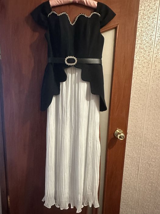 Сукня вечірня святкова