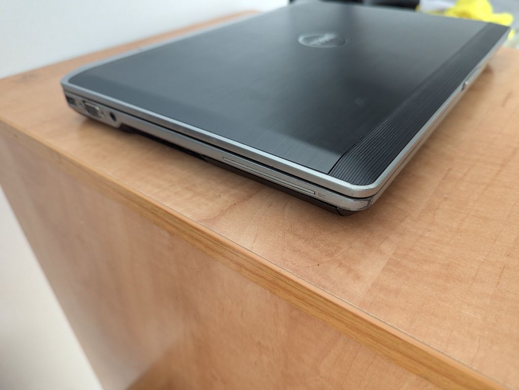 Laptop Dell latitude