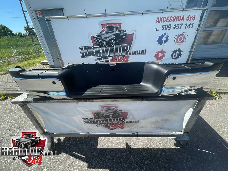 Zderzak Toyota Hilux Tył Tylny Chrom Oryginalny Bumper