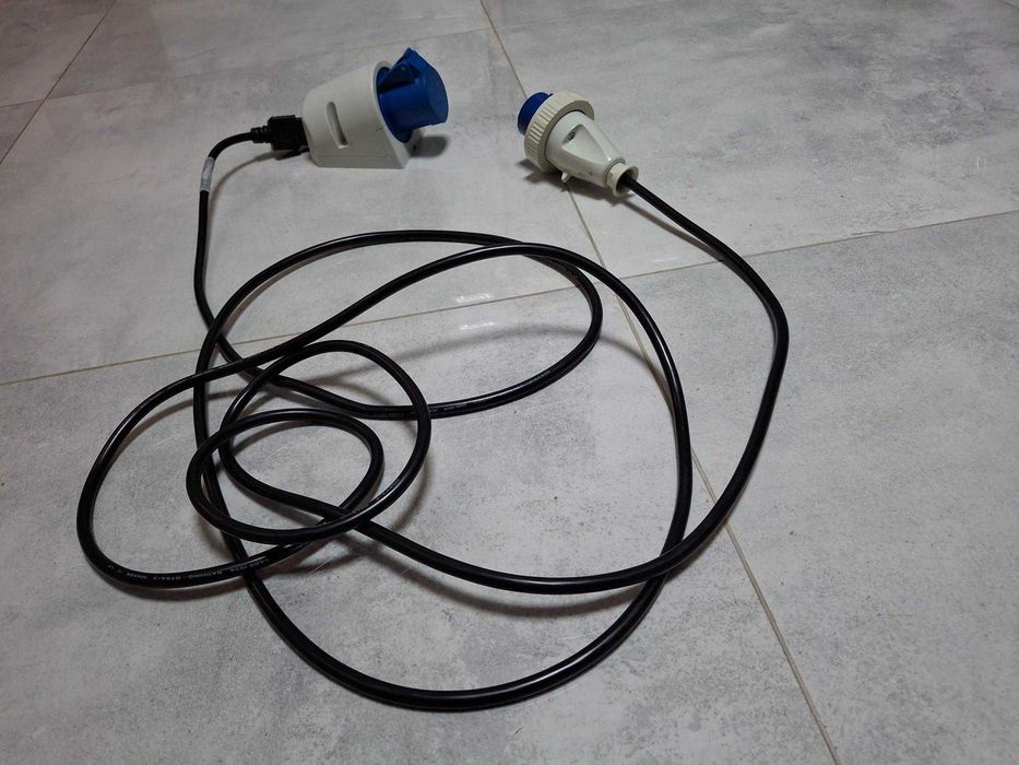 CEE Gniazdo Przyłącze Adapter z kablem 4m 230V