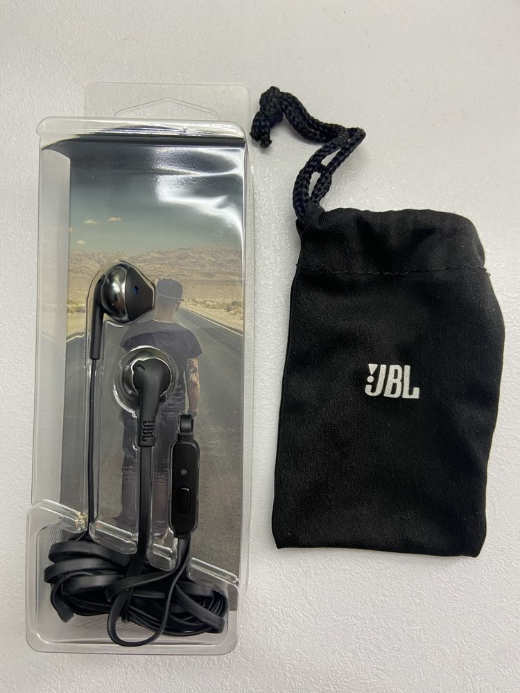 Наушники JBL Tune 205 black с микрофоном